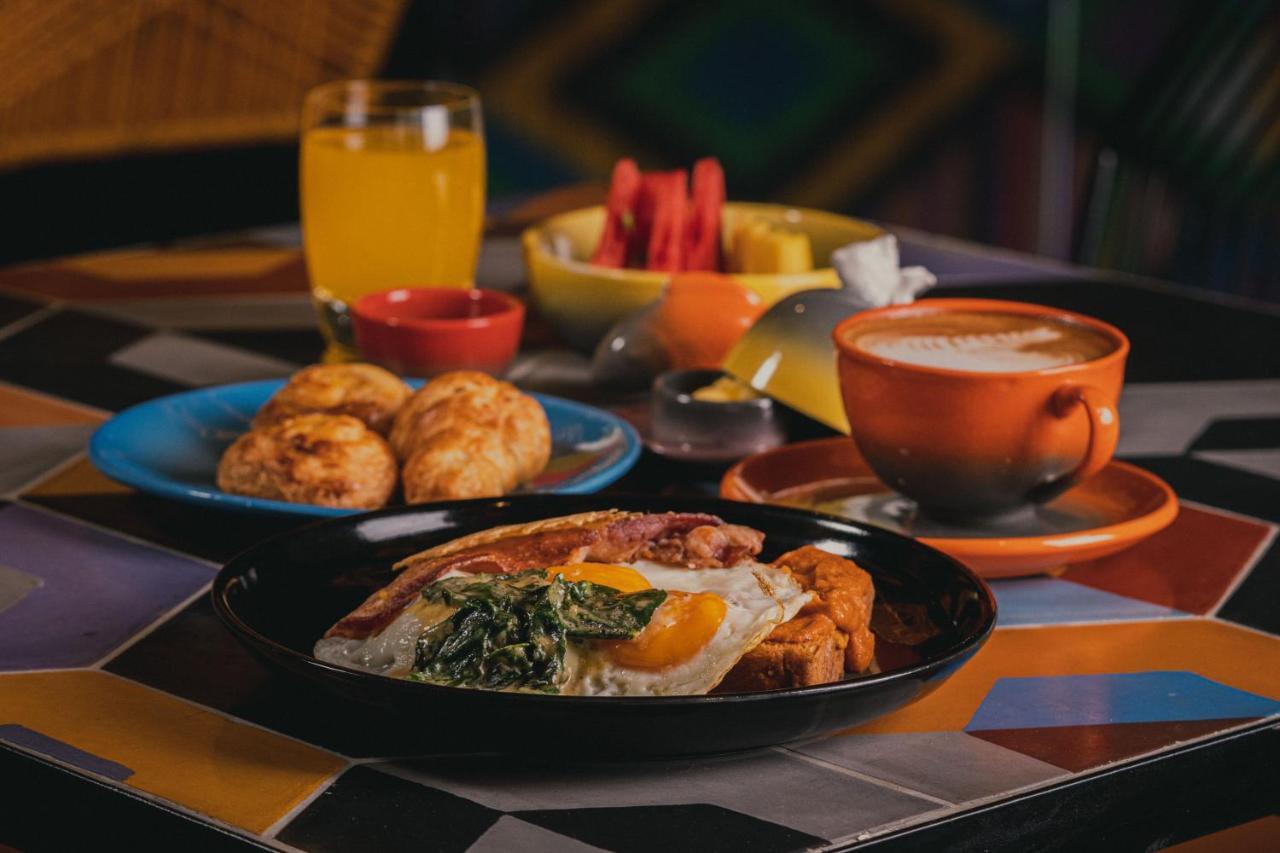 Hotel V1501 Pasto Buitenkant foto A typical breakfast in Brazil