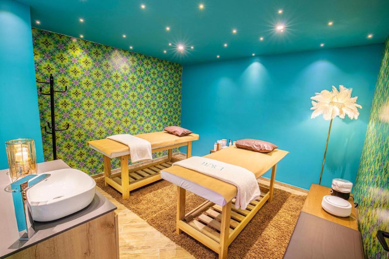 Hotel V1501 Pasto Buitenkant foto A spa in Paris, France