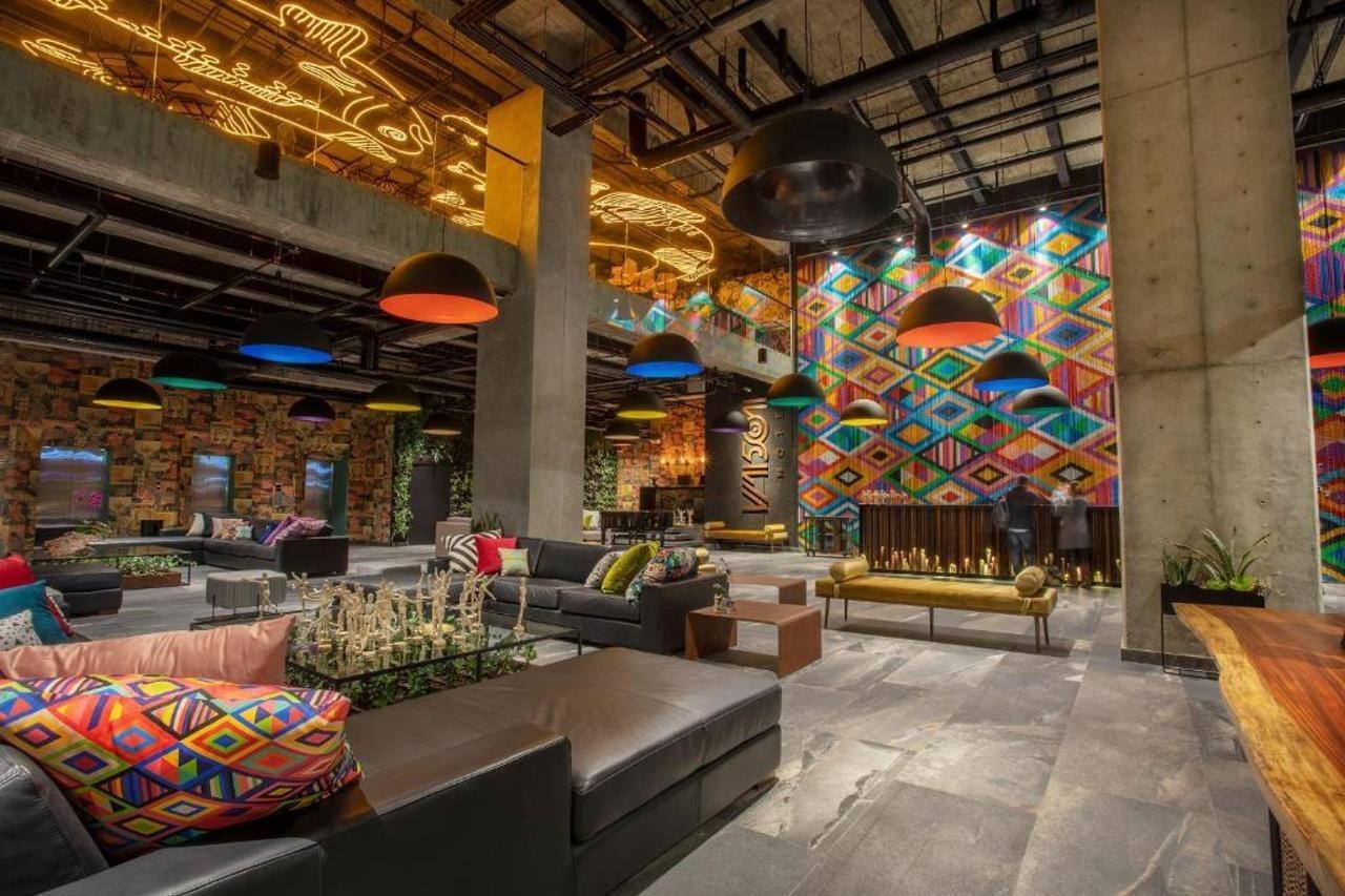 Hotel V1501 Pasto Buitenkant foto Interior of the Starbucks Reserve Roastery in Milan, Italy