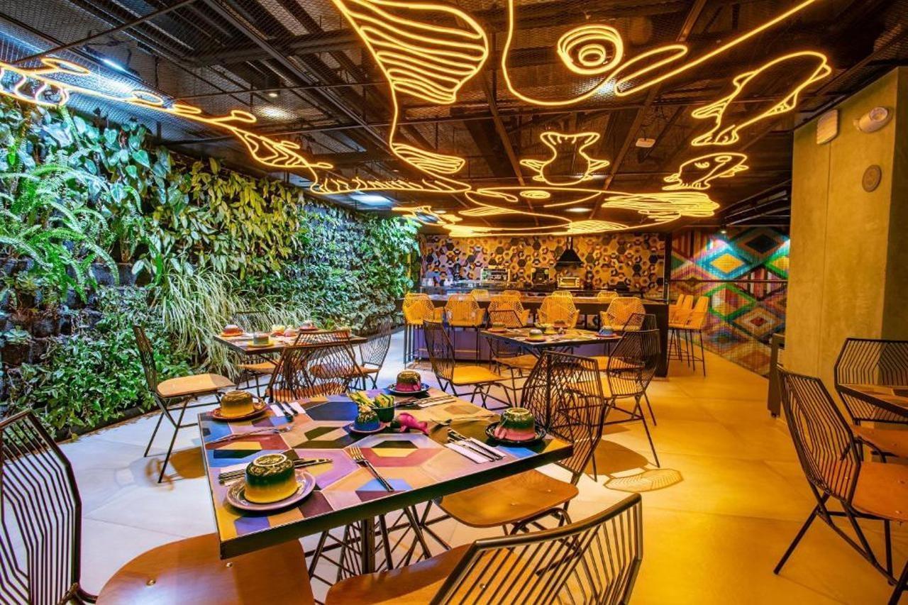 Hotel V1501 Pasto Buitenkant foto Interior of the restaurant in 2018
